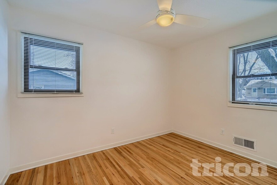 Building Photo - 3363 69th St E