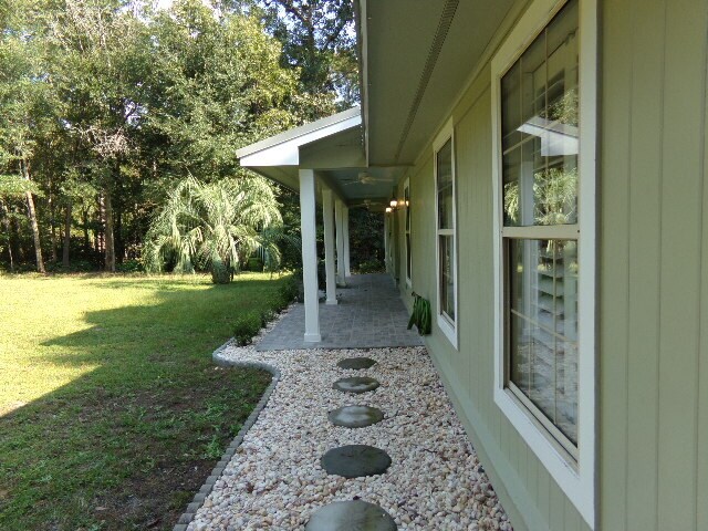Building Photo - 14 Egret Dr