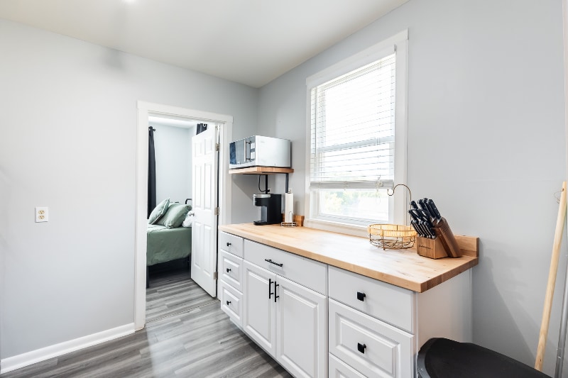 Building Photo - 455 Stanley Ave