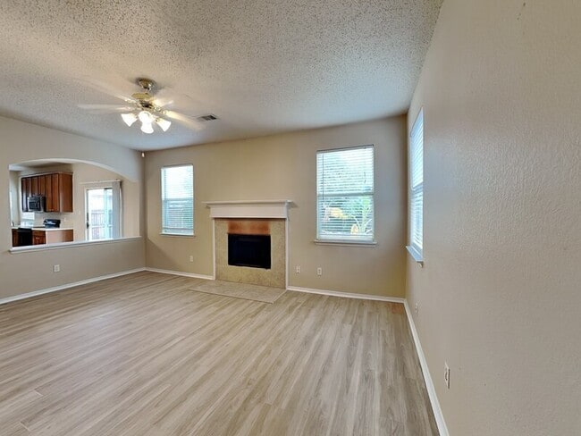 Building Photo - 8213 Cedarcrest Ln