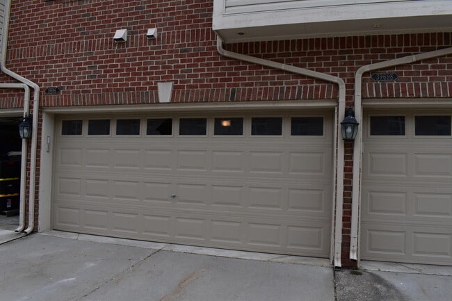 Building Photo - 39696 Rockcrest Ln