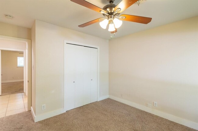 Building Photo - 2604 Rock Terrace Dr