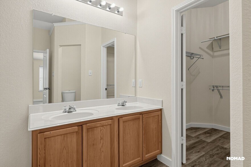 Building Photo - 8177 Ln Frontera Trl