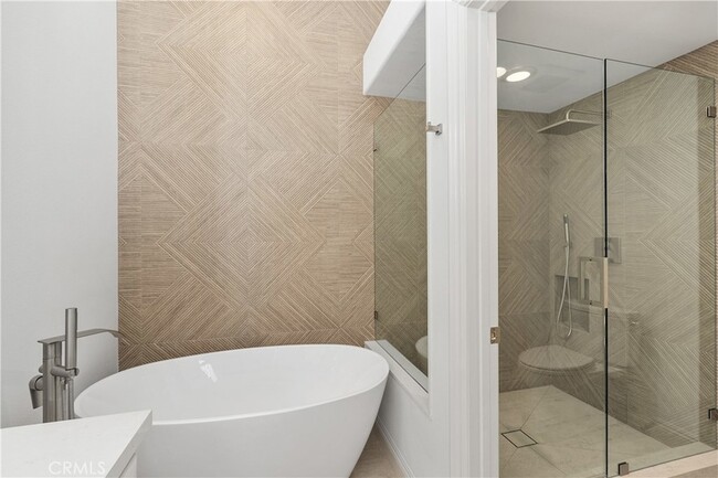 Building Photo - 35 Costa Brava