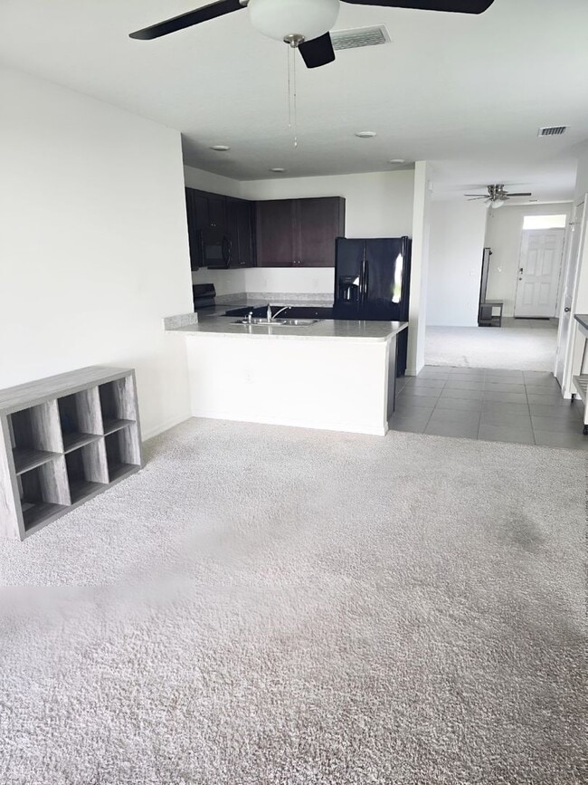 Building Photo - Gorgeous 3/2/2 in Beverly Hills!!!