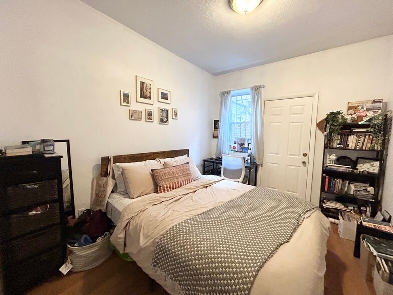 Building Photo - 264 Shawmut Ave