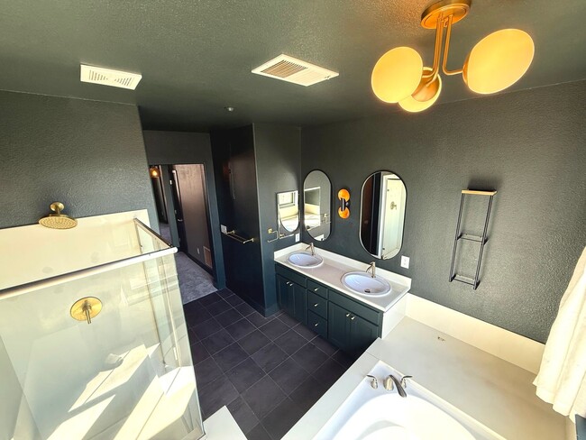 Building Photo - NEW CONSTRUCTION HUGE 1800sf 3BR/3BA 2GR Caballo Hills Townhome Western Views AVAIL NOW