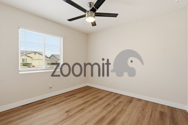 Building Photo - Amazing home in wonderful Ghost Hollow Ranch