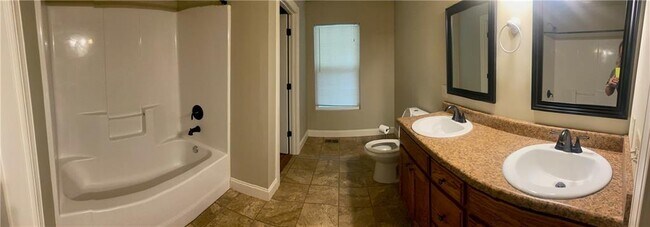 Building Photo - 116 River Flow Dr