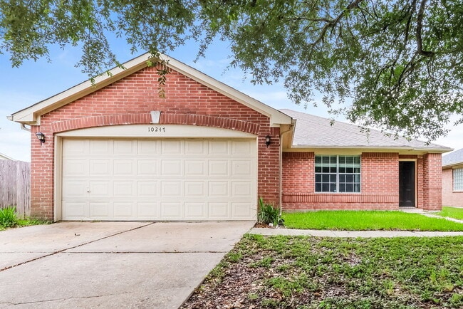 Building Photo - 10247 Country Squire Blvd