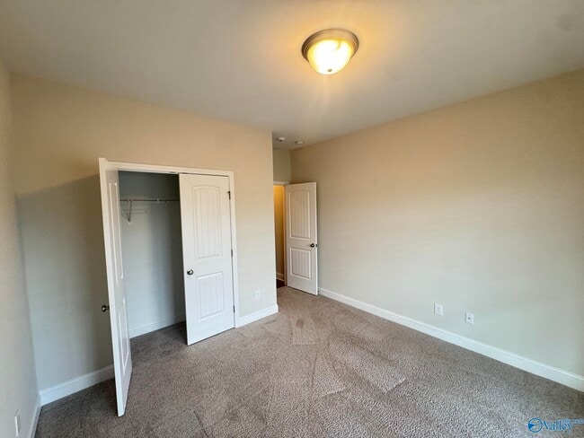 Building Photo - 151 Williams Pointe Boulevard SW
