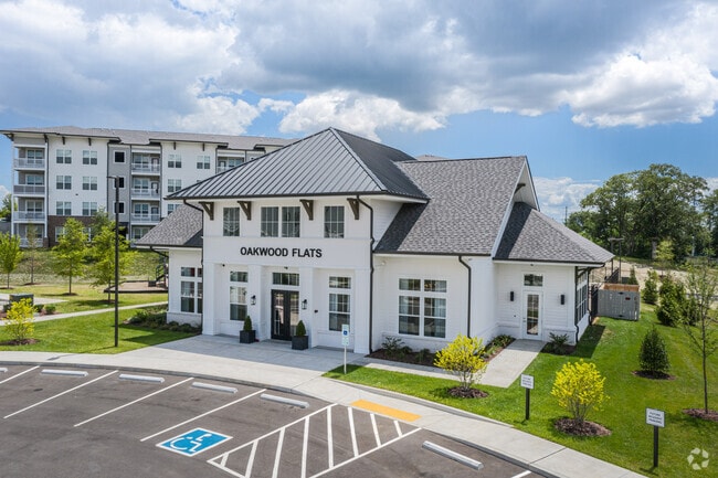 Building Photo - Oakwood Flats
