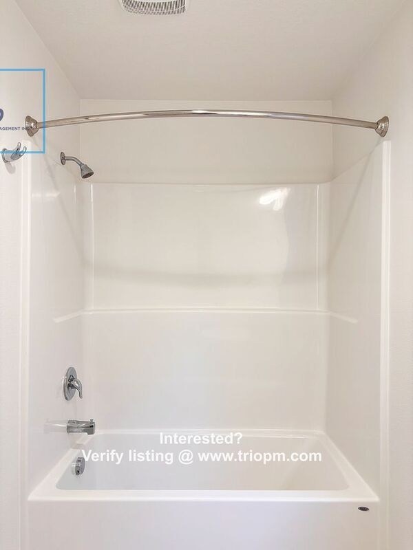 Building Photo - 2442 Brackenfern Rd