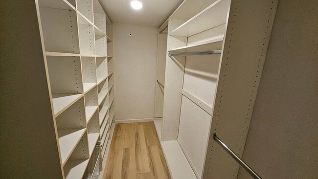 Building Photo - 522 Tumbling Hawk