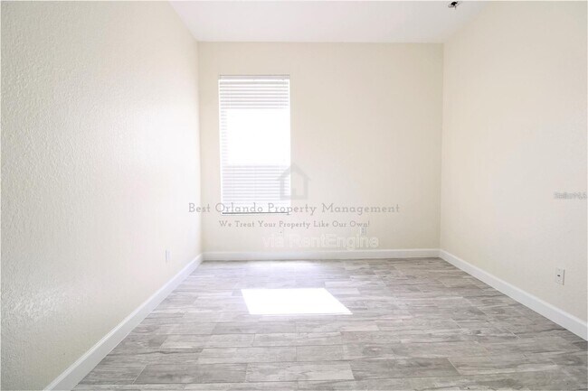 Building Photo - 8556 Greenbank Blvd