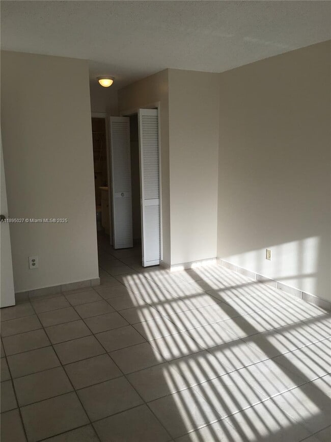 Building Photo - 7722 Camino Real