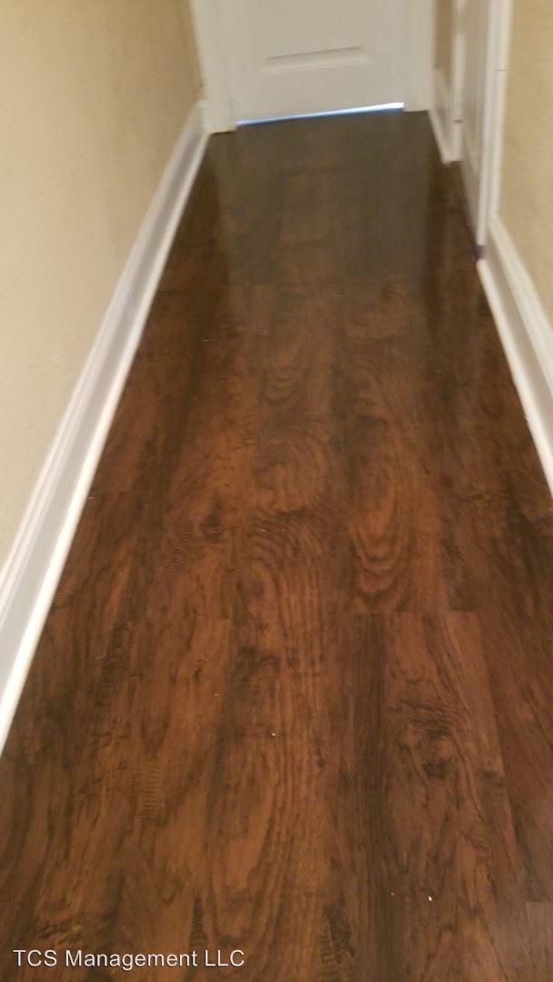 Building Photo - 3 br, 1.5 bath House - 1948 E Monmouth Street