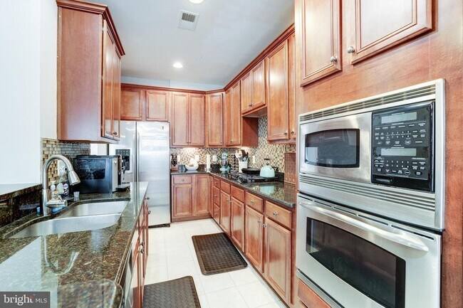 Building Photo - 43149 Crosswind Terrace