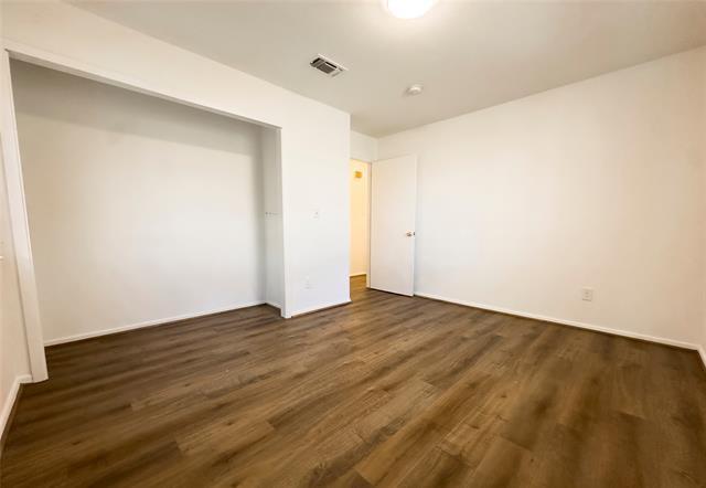 Building Photo - 1938 Spring Dr