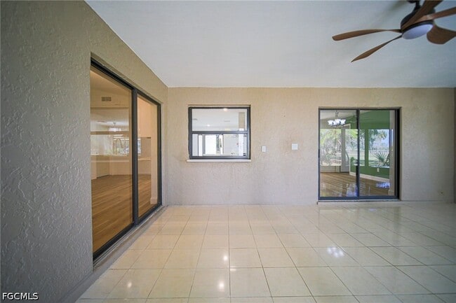 Building Photo - 1250 Riverbend Dr