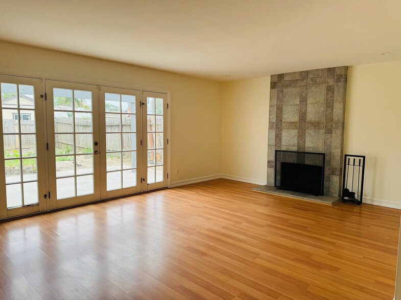 Building Photo - 2967 Naugatuck Ave