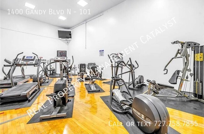 Building Photo - 1400 Gandy Blvd N