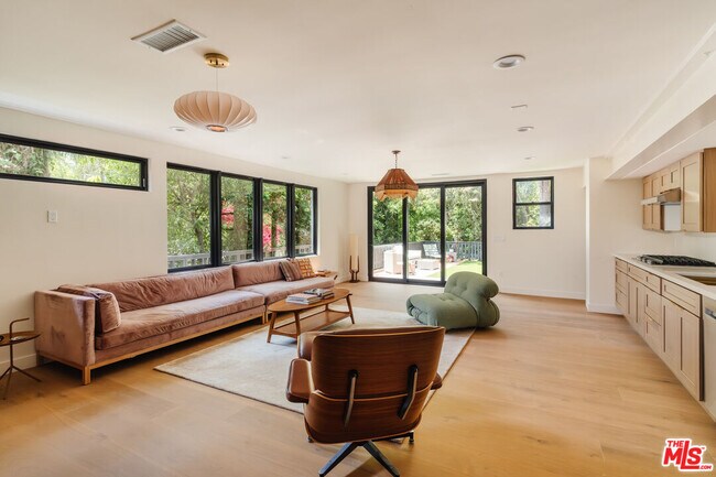 Building Photo - 12220 Benmore Terrace