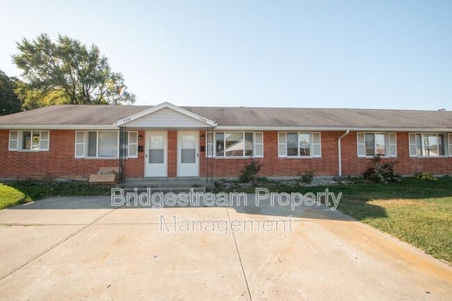 Primary Photo - 5346 Hilgeford Dr