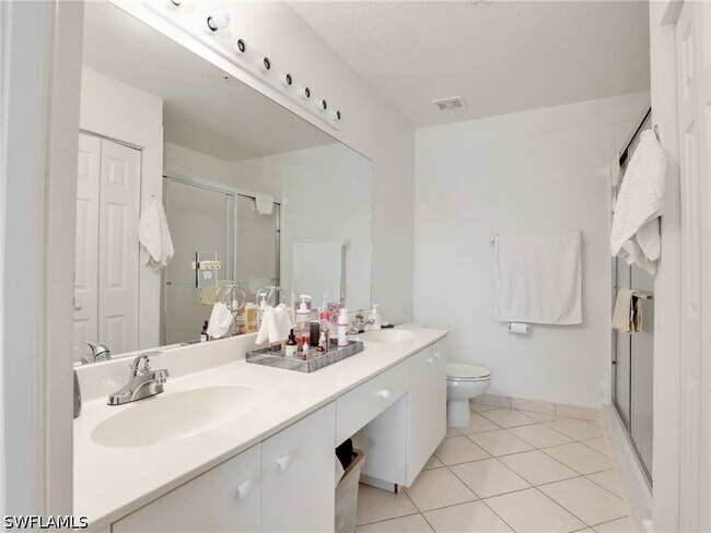 Building Photo - 6900 Huntington Lakes Cir