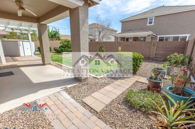 Building Photo - 21139 E Cherrywood Dr