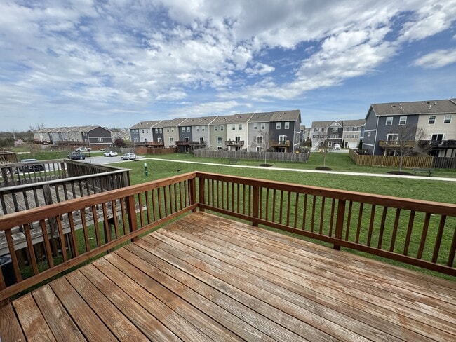 Building Photo - 172 Drexel Ct