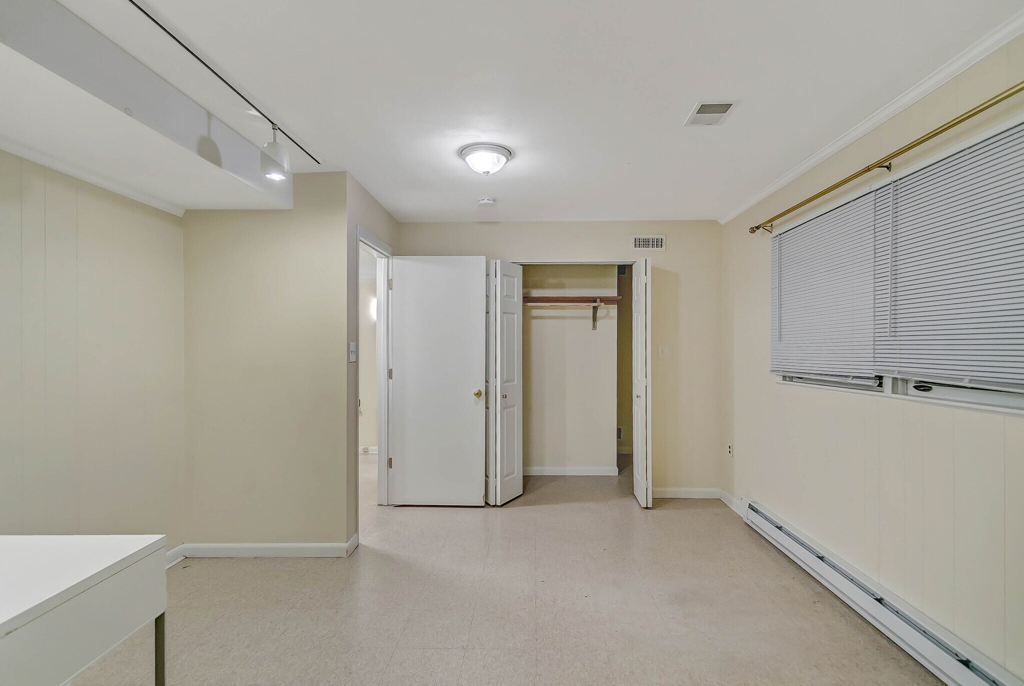 Building Photo - 8808 Patricia Ct