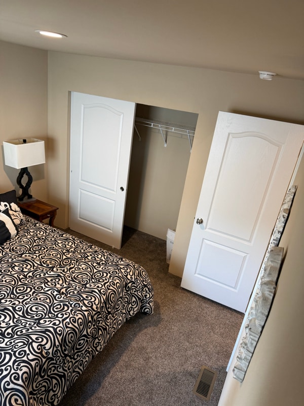 Building Photo - 727 A St