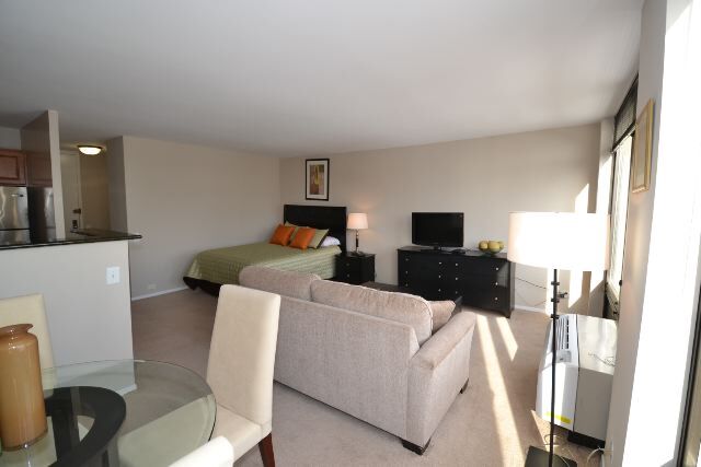 Building Photo - 4334 N Hazel St