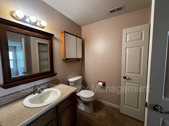 Building Photo - 7501 Ravens Stone Dr