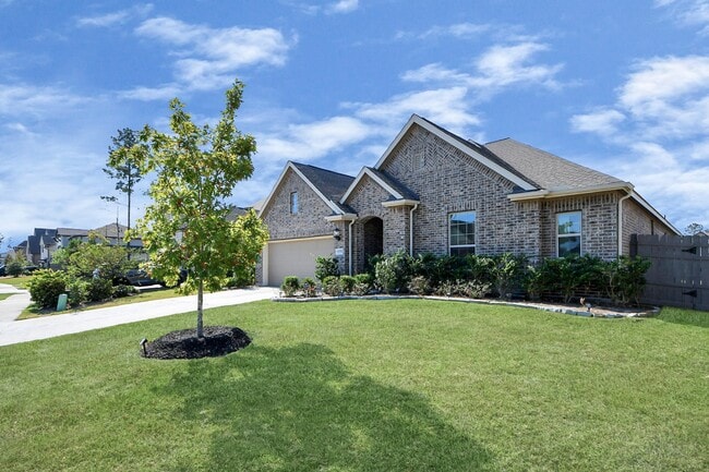 Building Photo - 17770 Misty Brk Ln