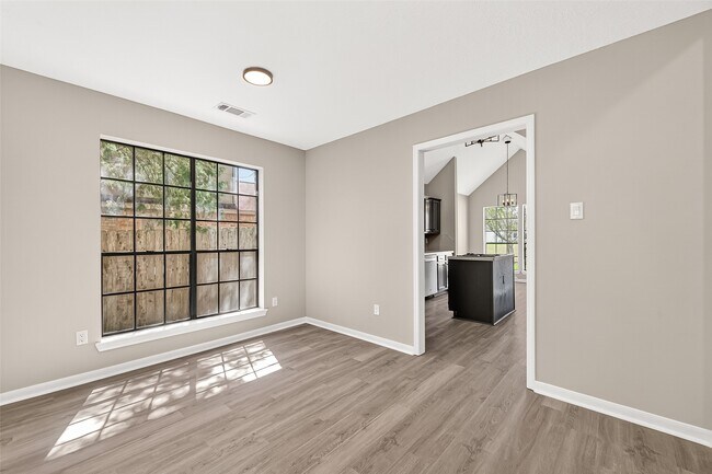 Building Photo - 4906 Pleasure Lake Ln