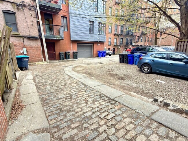 Building Photo - 420 Massachusetts Ave