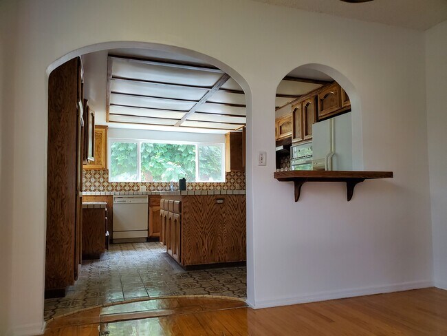 Building Photo - 2937 Virginia Ave