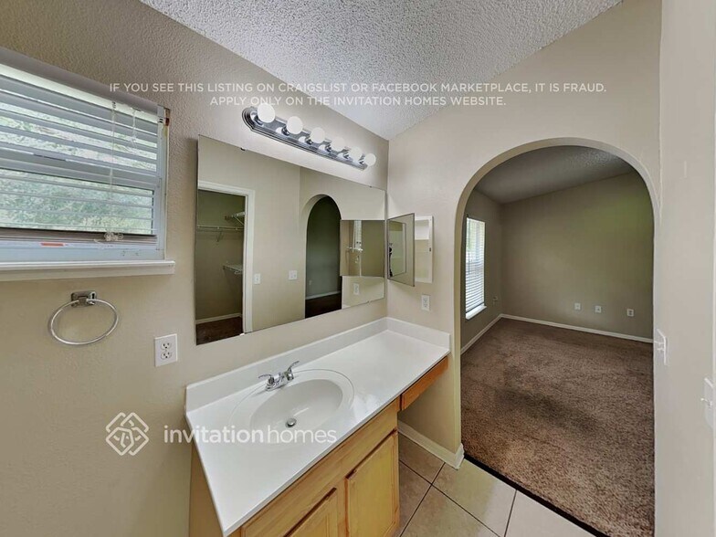 Building Photo - 3033 Elbib Dr