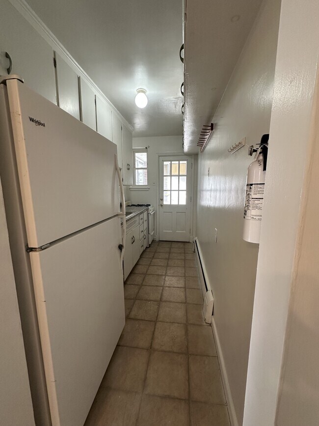 Building Photo - 704 Chaney Drive1