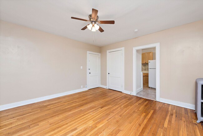 Floorplan - CHARLOTTE MANOR