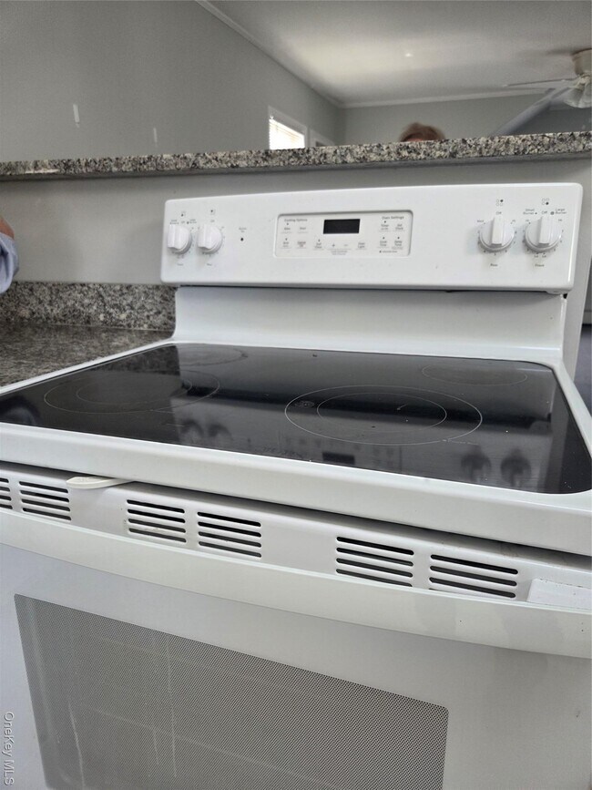 Building Photo - 58 Juniper Rd