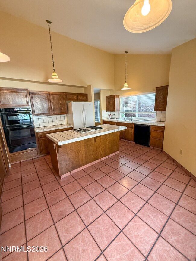 Building Photo - 4011 Bluegrass Ct