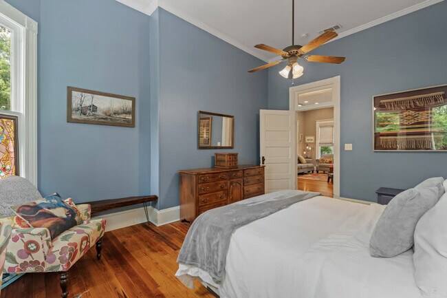 Building Photo - 509 Dabbs St