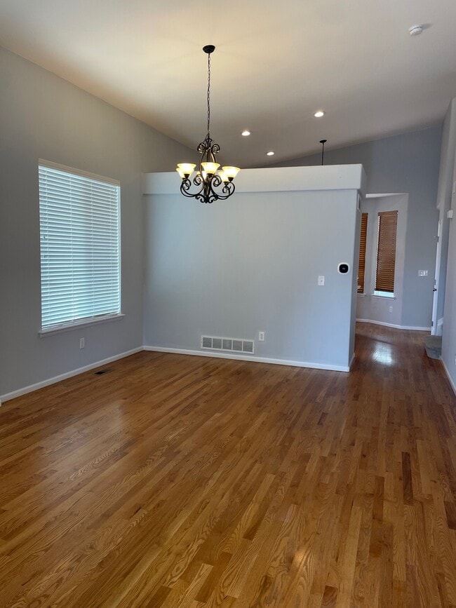 Building Photo - 5505 Abbeywood Cir