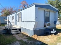 Building Photo - Affordable 1-Bed Mobile Home in Sulphur, L...