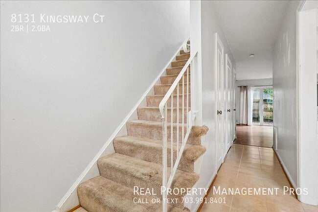 Building Photo - 8131 Kingsway Ct