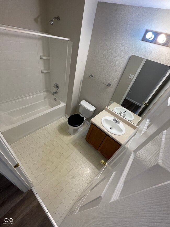 Building Photo - 3836 Hornickel Dr