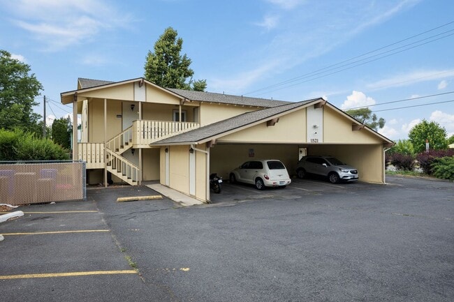 Building Photo - 1521 N Bowdish Rd